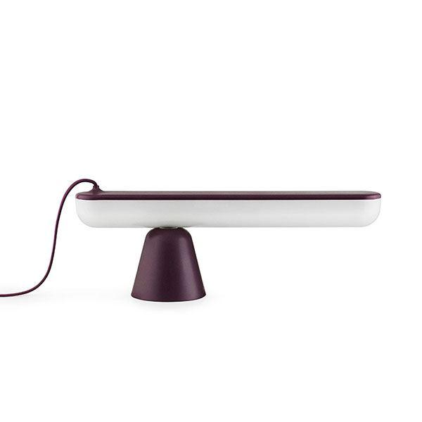 Normann Copenhagen Acrobat Bordlampe Aubergine - Normann Copenhagen