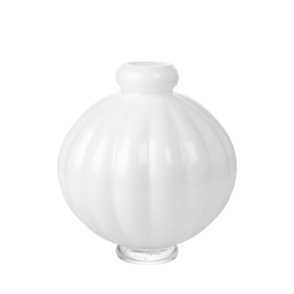 Louise Roe - Balloon vase #01, opal white - H:25 cm. - Louise Roe