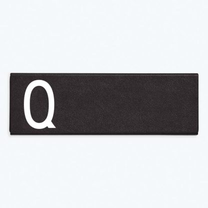 Design Letters - Penalhus med bogstav - Q - Design Letters